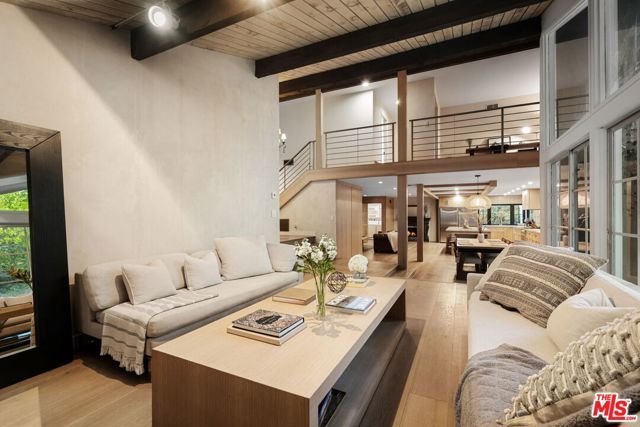 5320 Orrville Avenue, Woodland Hills (los Angeles), CA 91367