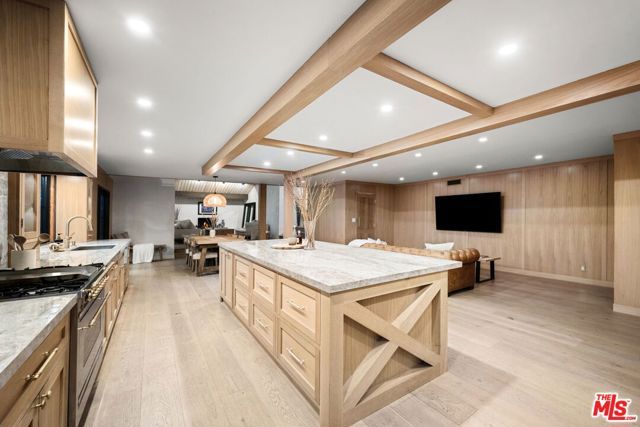 5320 Orrville Avenue, Woodland Hills (los Angeles), CA 91367