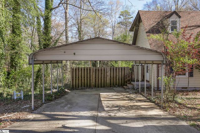 107 Corkwood Drive, Simpsonville, SC 29680