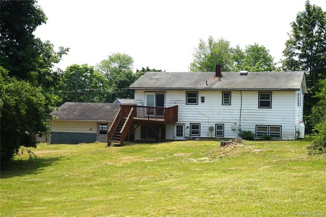62 Warwick Road, Carmel, NY 10512