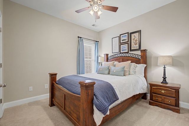 4106 Sheffield Ln, Greenbrier, TN 37073