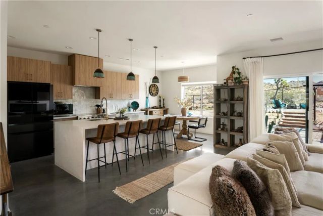 59621 Mesa Drive, Yucca Valley, CA 92284