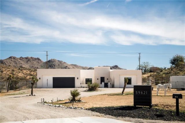 59621 Mesa Drive, Yucca Valley, CA 92284