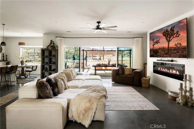 59621 Mesa Drive, Yucca Valley, CA 92284