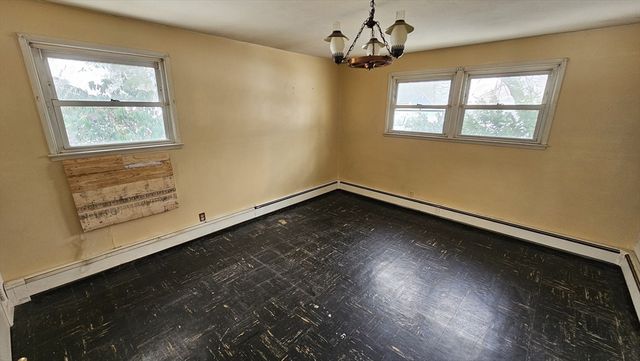 49 Corcoran, Springfield, MA 01118