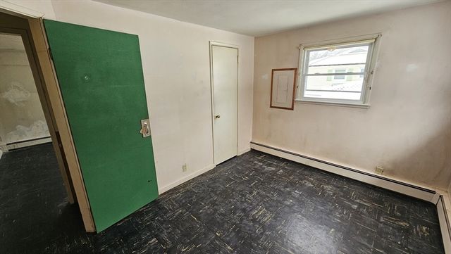 49 Corcoran, Springfield, MA 01118