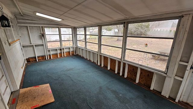 49 Corcoran, Springfield, MA 01118