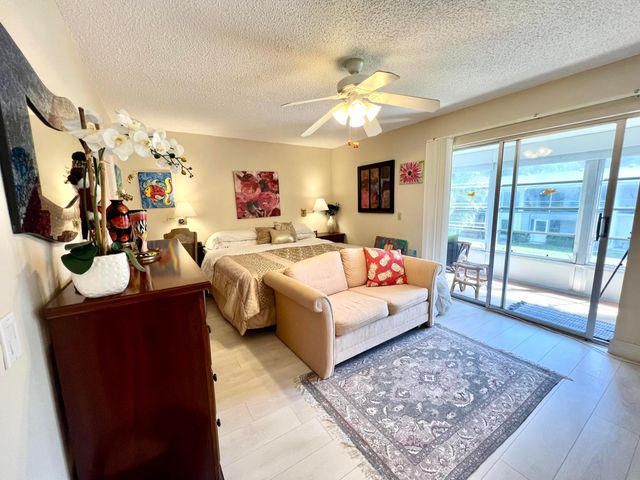 635 Durham W, Deerfield Beach, FL 33442