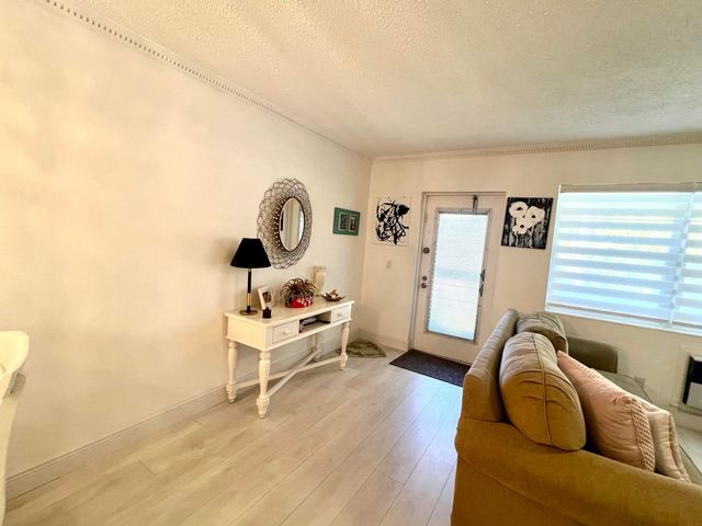 635 Durham W, Deerfield Beach, FL 33442