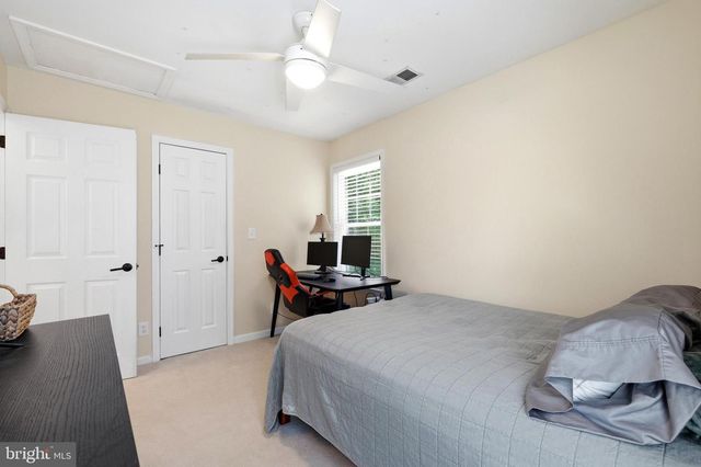 3148 HOLLAND CLIFFS RD, Huntingtown, MD 20639