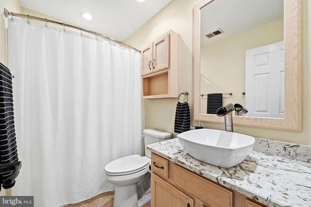 3148 HOLLAND CLIFFS RD, Huntingtown, MD 20639