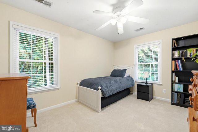 3148 HOLLAND CLIFFS RD, Huntingtown, MD 20639