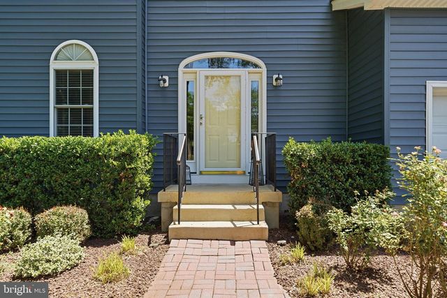 3148 HOLLAND CLIFFS RD, Huntingtown, MD 20639