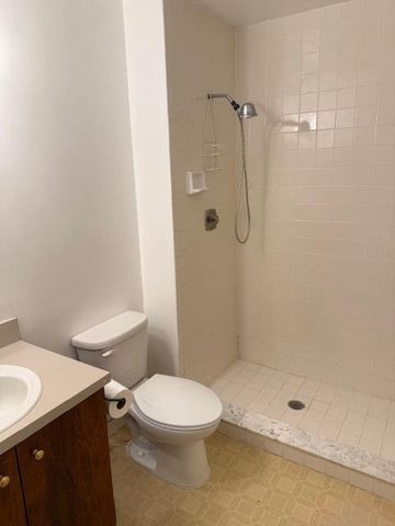 169 Dove Circle, Royal Palm Beach, FL 33411