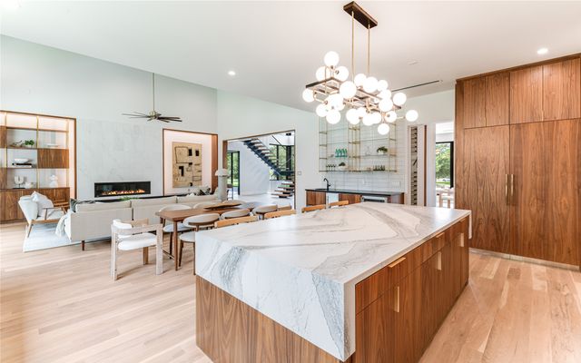 10142 Coppedge Lane, Dallas, TX 75229