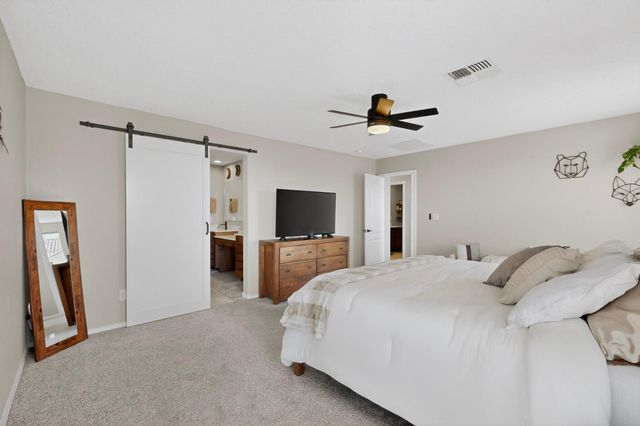 12100 Echo Valley Lane NW, Albuquerque, NM 87120