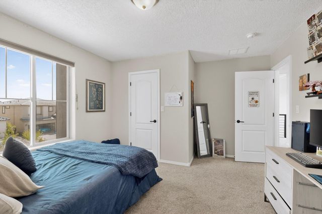 12100 Echo Valley Lane NW, Albuquerque, NM 87120