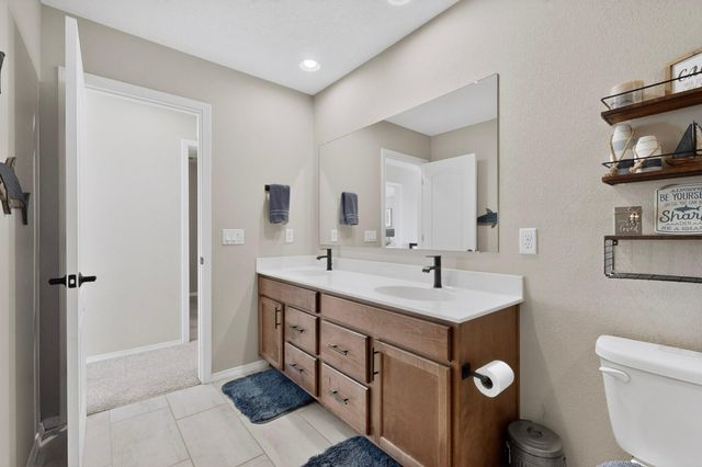 12100 Echo Valley Lane NW, Albuquerque, NM 87120
