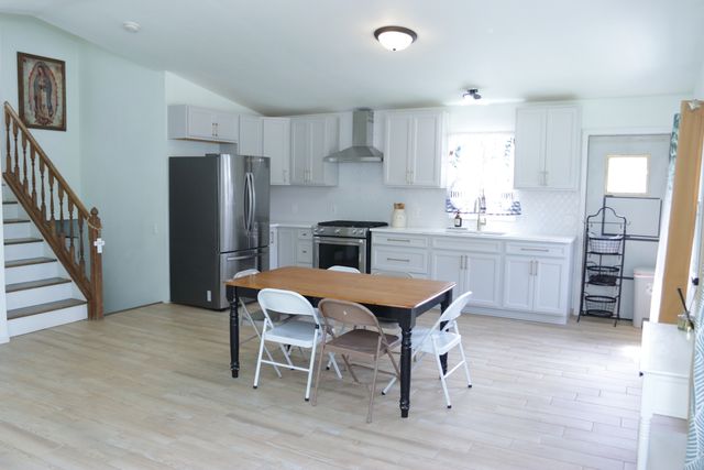 613 Oakwood Drive, Round Lake Beach, IL 60073