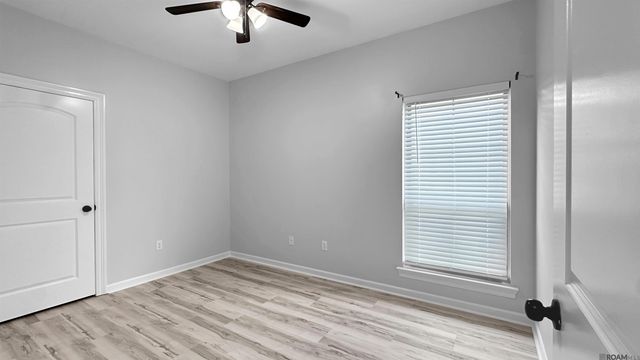10816 Field Pointe Dr, Denham Springs, LA 70726