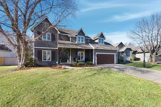 2455 N Vinegate Cir, Wichita, KS 67226