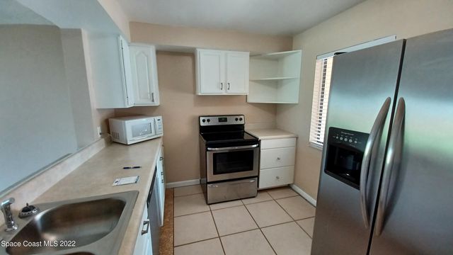 174 San Juan Circle, Melbourne, FL 32935