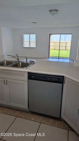 174 San Juan Circle, Melbourne, FL 32935