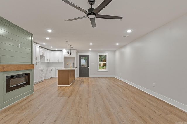 918 B Mays Road, Jonesboro, AR 72401