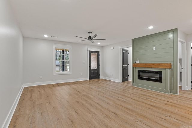 918 B Mays Road, Jonesboro, AR 72401