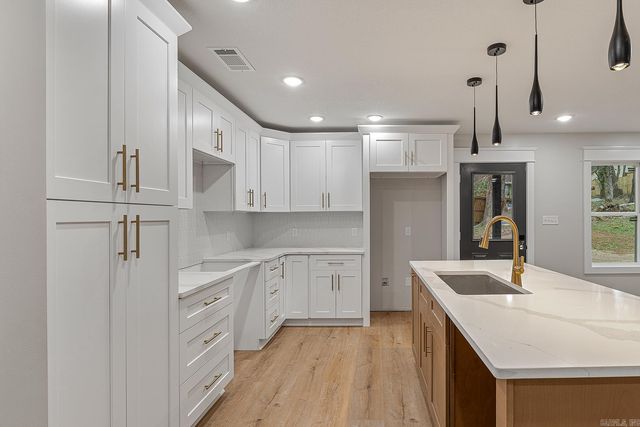 918 B Mays Road, Jonesboro, AR 72401