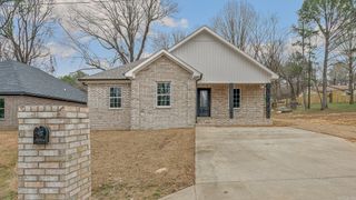918 B Mays Road, Jonesboro, AR 72401