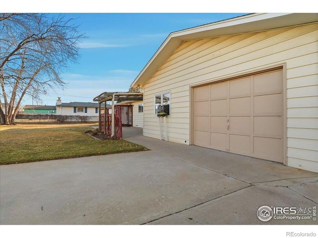 2810 Lakecrest Place, Loveland, CO 80538