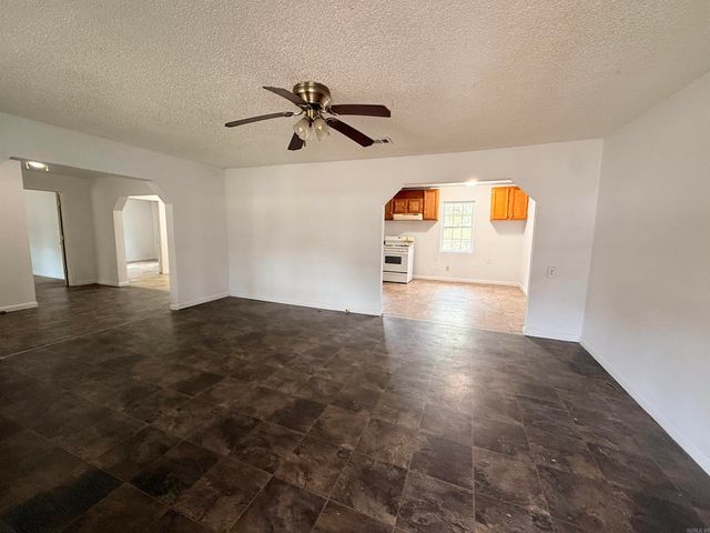 415 S 4th Street, Glenwood, AR 71943