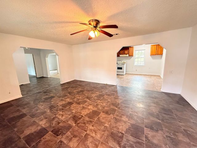 415 S 4th Street, Glenwood, AR 71943