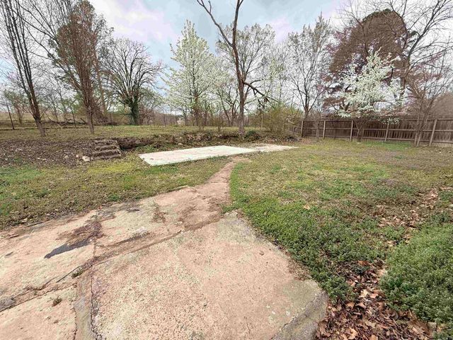 415 S 4th Street, Glenwood, AR 71943