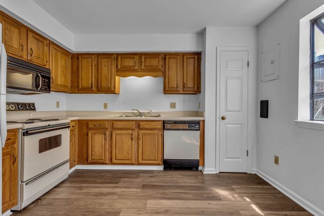 2204 Union Place Court, Columbia, TN 38401