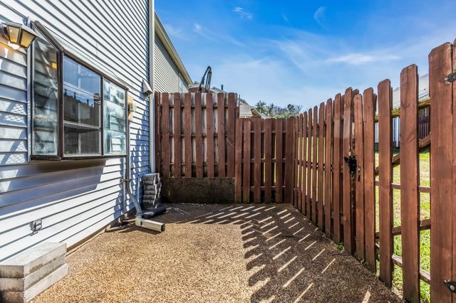 2204 Union Place Court, Columbia, TN 38401