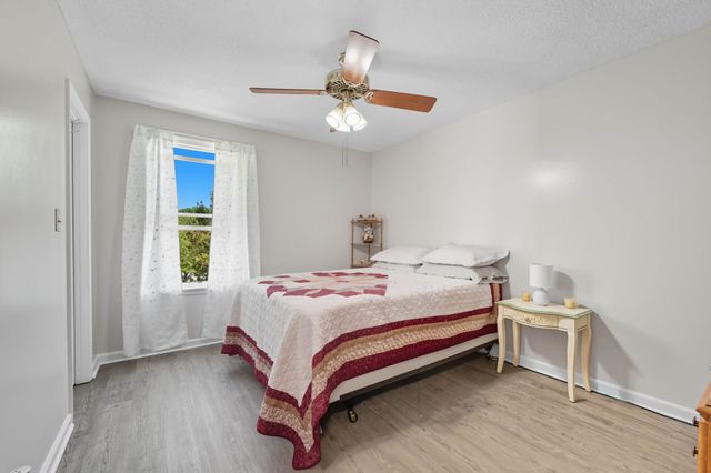 1412 McClardy Rd, Clarksville, TN 37042