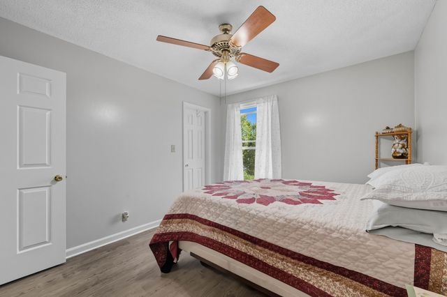 1412 McClardy Rd, Clarksville, TN 37042