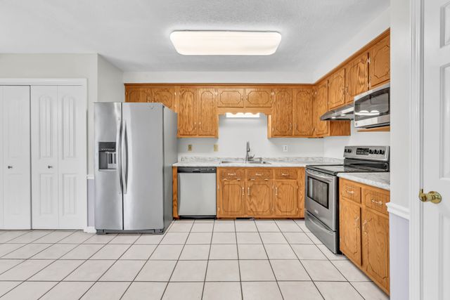 1412 McClardy Rd, Clarksville, TN 37042