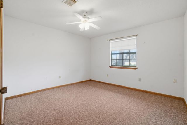 15 Brumley Drive, Huntsville, TX 77320