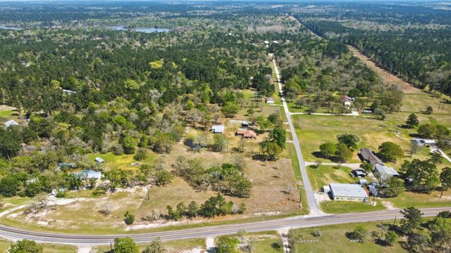 15 Brumley Drive, Huntsville, TX 77320