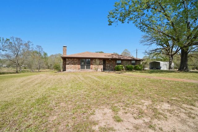 15 Brumley Drive, Huntsville, TX 77320