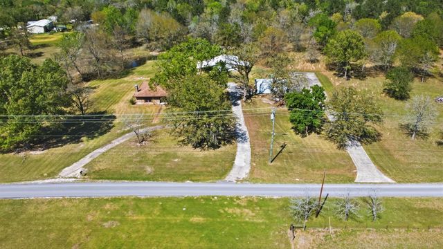 15 Brumley Drive, Huntsville, TX 77320