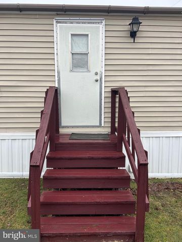 489 BRENDON DR, Leola, PA 17540