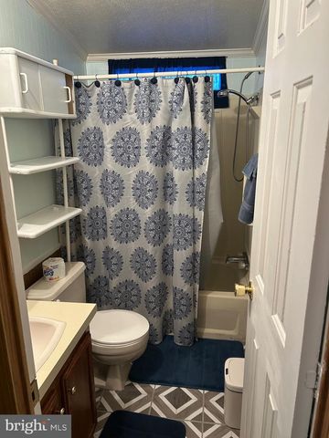 489 BRENDON DR, Leola, PA 17540