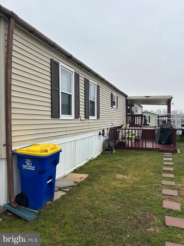 489 BRENDON DR, Leola, PA 17540
