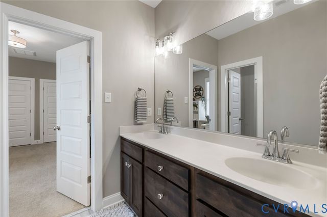 1431 Ascot Hill Ter, Midlothian, VA 23112