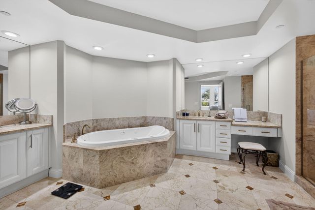 3800 N Ocean Drive 452, Singer Island, FL 33404