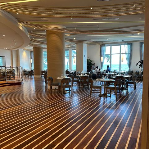 3800 N Ocean Drive 452, Singer Island, FL 33404